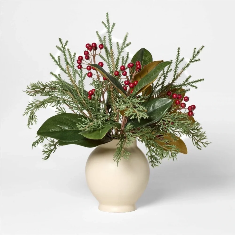 STUDIO MCGEE NWT magnolia berry holiday arrangement-15”